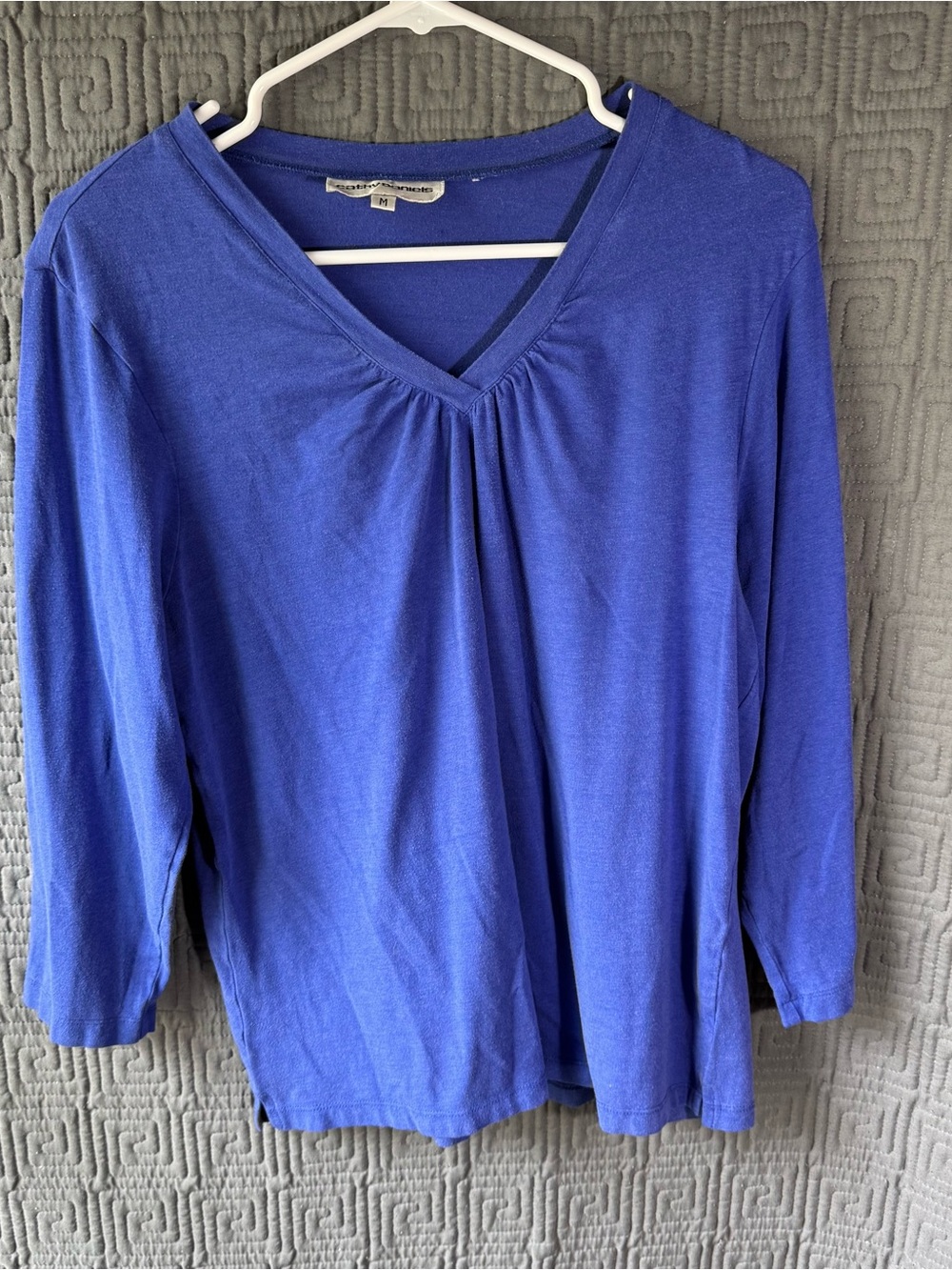 Cathy Daniels Womens Size M Blue Pleated V Neck 3/4 Sleeve Knit Jersey Top Shirt